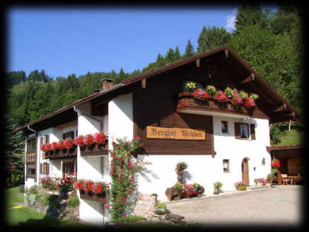 Berghof Mehlan - Gästehaus - Ferienwohnungen Oberstdorf - Ferienwohnungen Fischen - Fewos mit wunderbarem Blick auf die Berge von Oberstdorf
